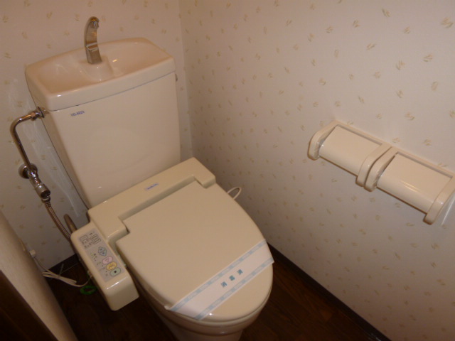 トイレ　シャワー付きトイレ