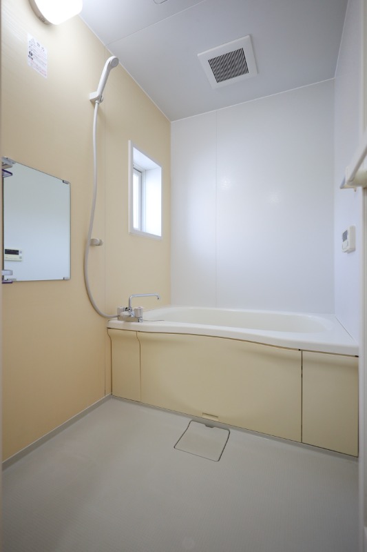 バス・シャワールーム　図面と現状に相違がある場合には現状を優先