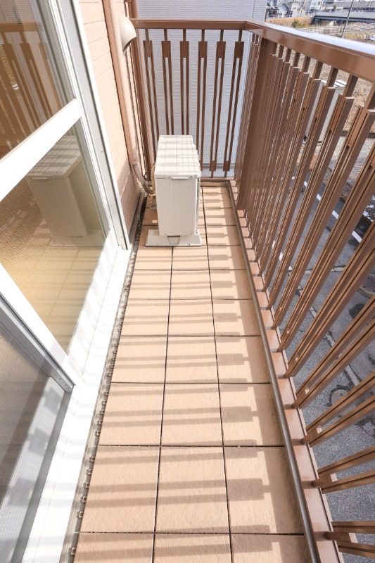 バルコニー　図面と現状に相違がある場合には現状を優先