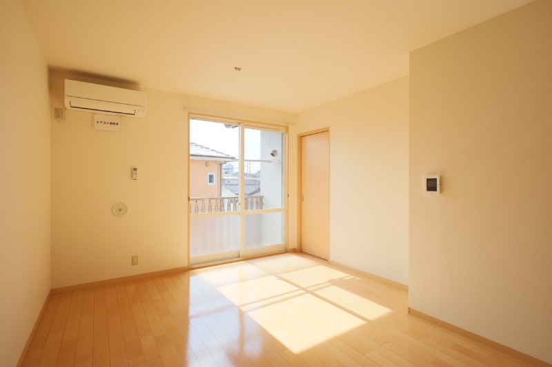 居室・リビング　図面と現状に相違がある場合には現状を優先