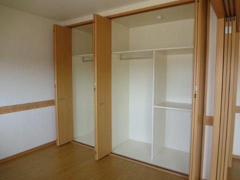 収納　クローゼット