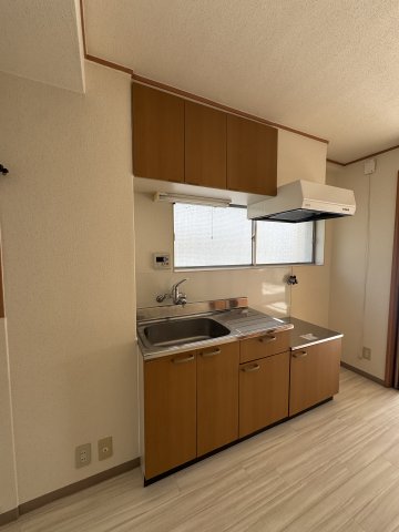 キッチン　コンパクトなキッチンで掃除もラクラク