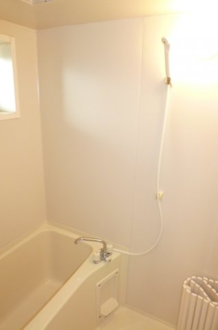 バス・シャワールーム　お風呂です