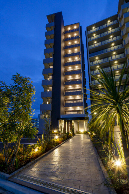 建物外観　スタイリッシュな外観です。