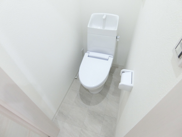 トイレ　トイレ