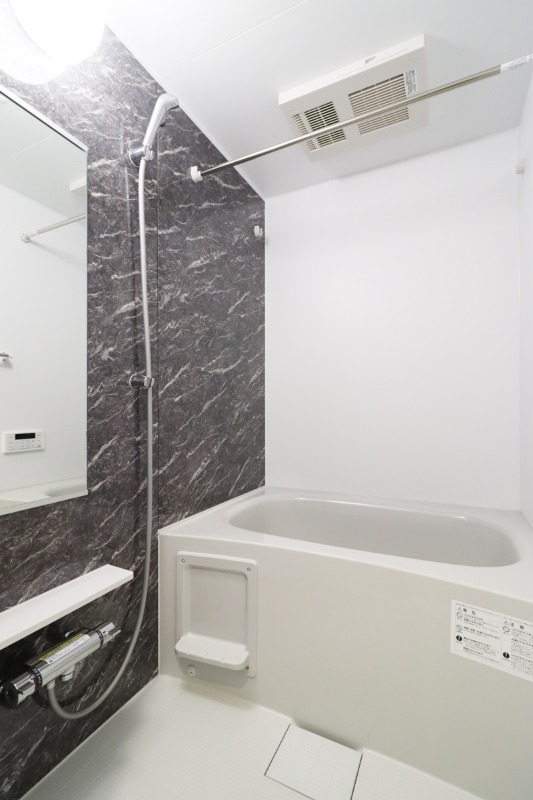 バス・シャワールーム　図面と現状に相違がある場合には現状を優先