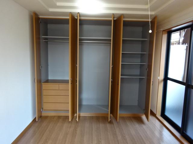 収納　クローゼット