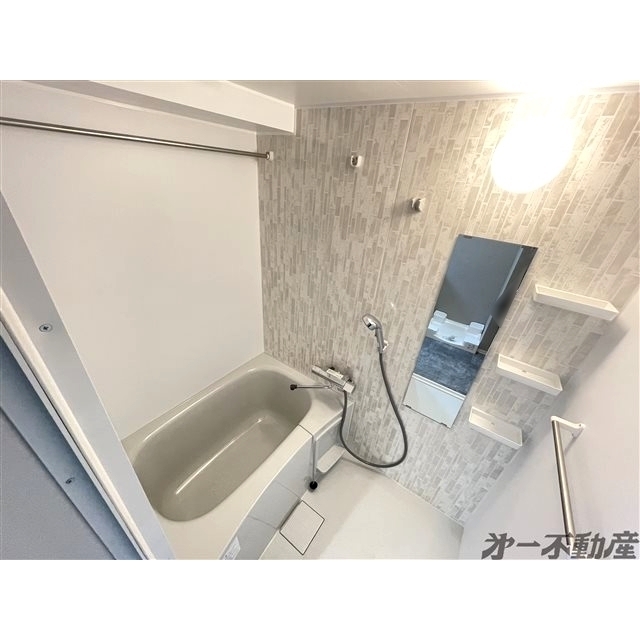 バス・シャワールーム　バス