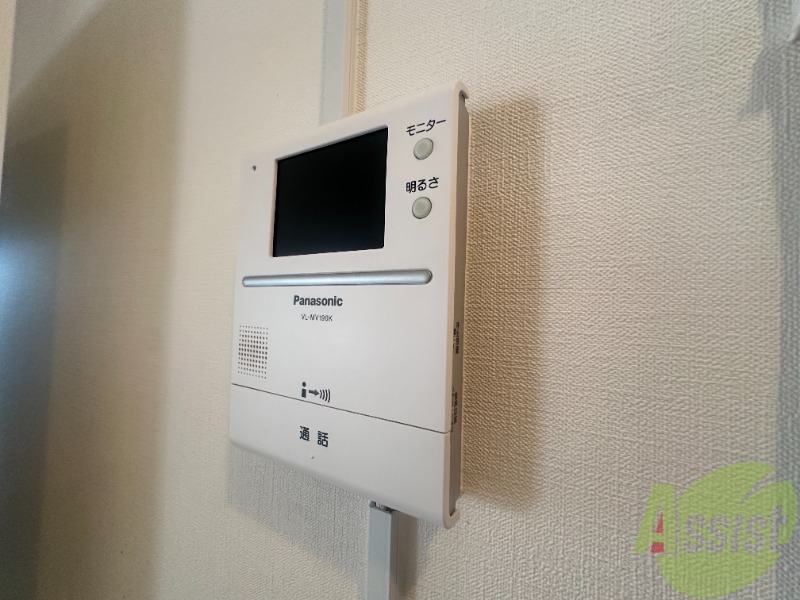 セキュリティ　モニター付インターホン付です。