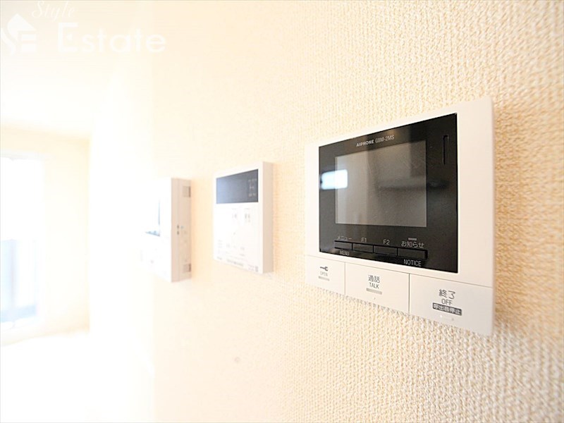 セキュリティ　モニター付きインターホン