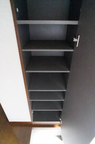 収納　シューズボックス