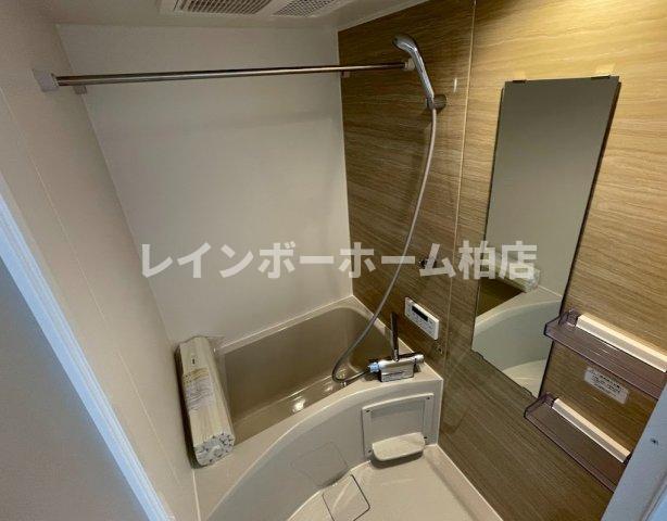 バス・シャワールーム　同施工。参考写真。