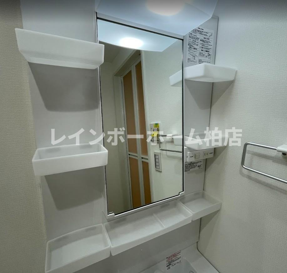 洗面設備　同施工。参考写真。