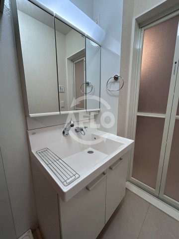 洗面設備　アムール姫島　洗面台