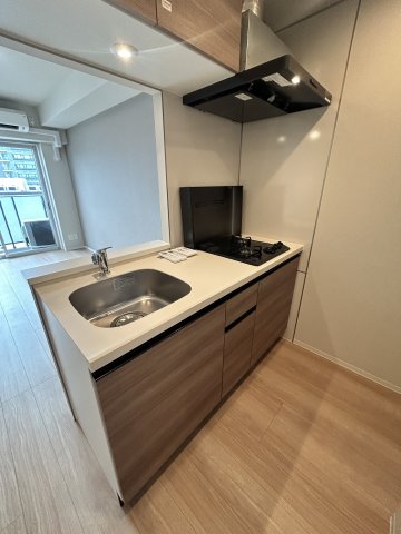 キッチン　コンパクトなキッチンで掃除もラクラク