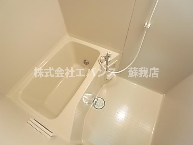 バス・シャワールーム　日々の疲れを癒すお風呂付です