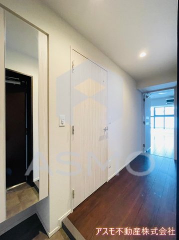 玄関　同マンション別部屋参考写真