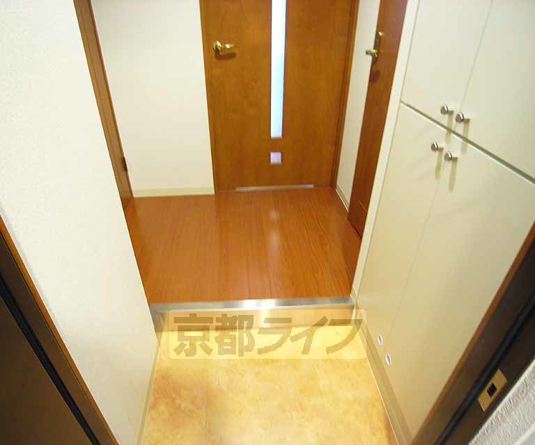 玄関　玄関です。