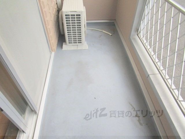 バルコニー　ベランダ