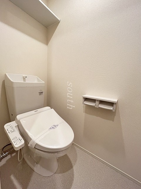 トイレ　ウォシュレット付きのトイレ