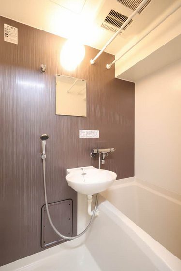 バス・シャワールーム