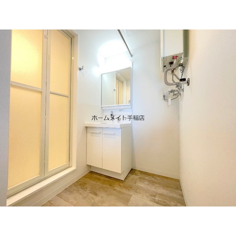 洗面設備　シャンプードレッサーで便利です♪