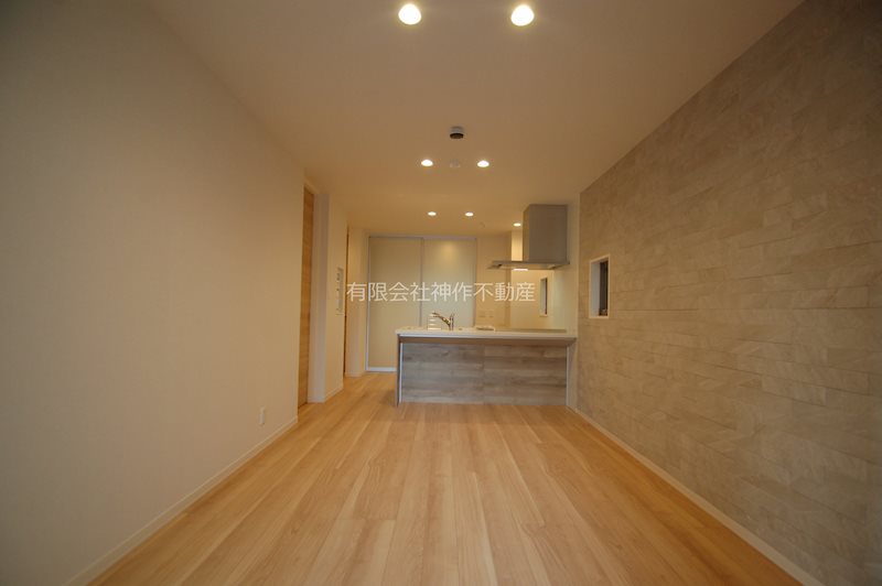 居室・リビング　高機能エアコン・照明付