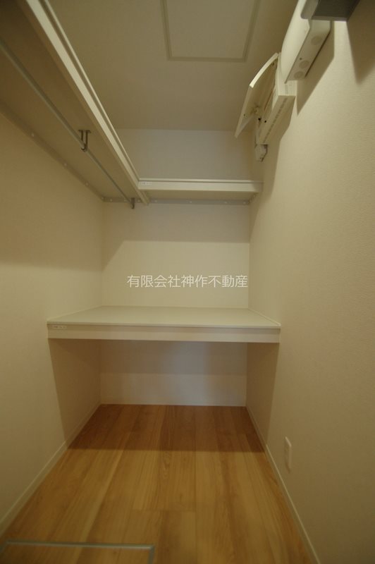 収納　ウォークインクローゼット