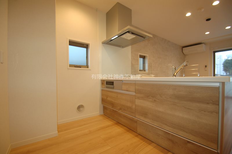 キッチン　IHクッキングヒーター