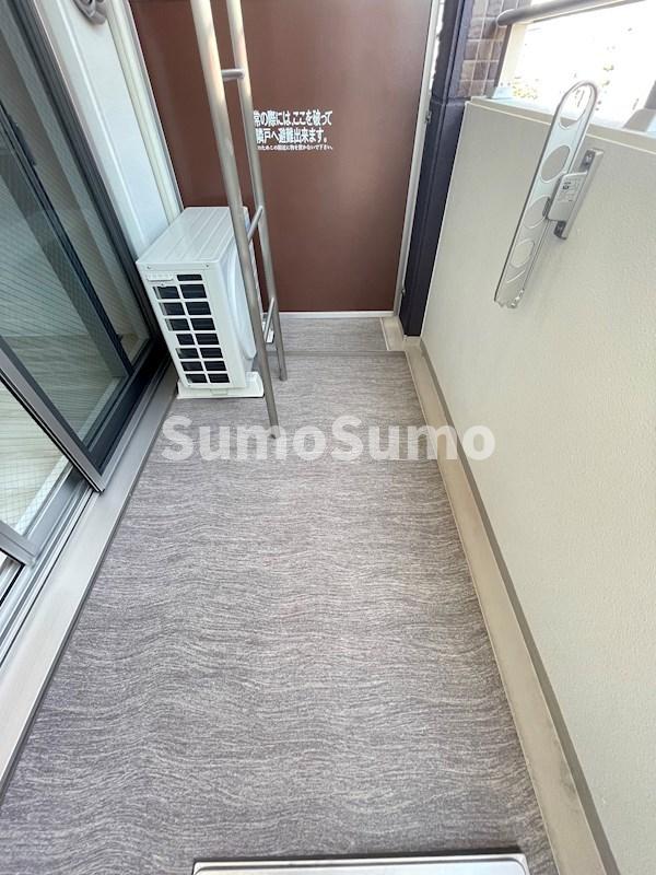 バルコニー　陽当たり良好なバルコニーです