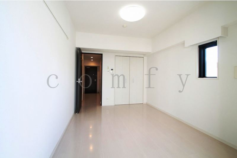 その他部屋・スペース　柱も少なく家具の配置もし易いお部屋です