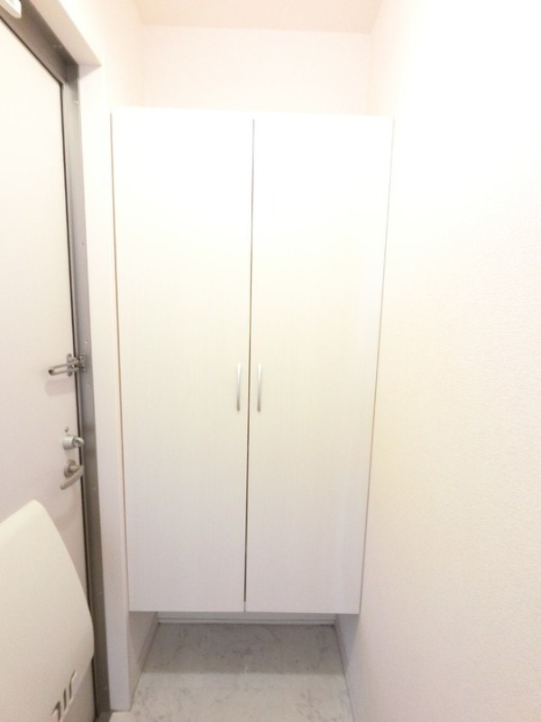 玄関　図面と現状に相違がある場合には現状を優先