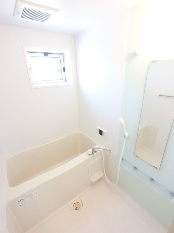 バス・シャワールーム　図面と現状に相違がある場合には現状を優先