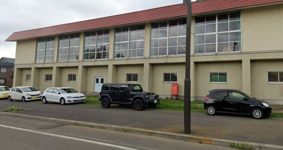 小学校　石狩花川小学校（小学校）まで500m