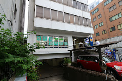 ドラックストア　西新宿調剤薬局（ドラッグストア）まで522m