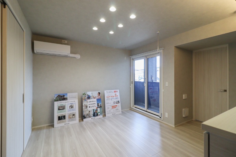 居室・リビング　図面と現状に相違がある場合には現状を優先