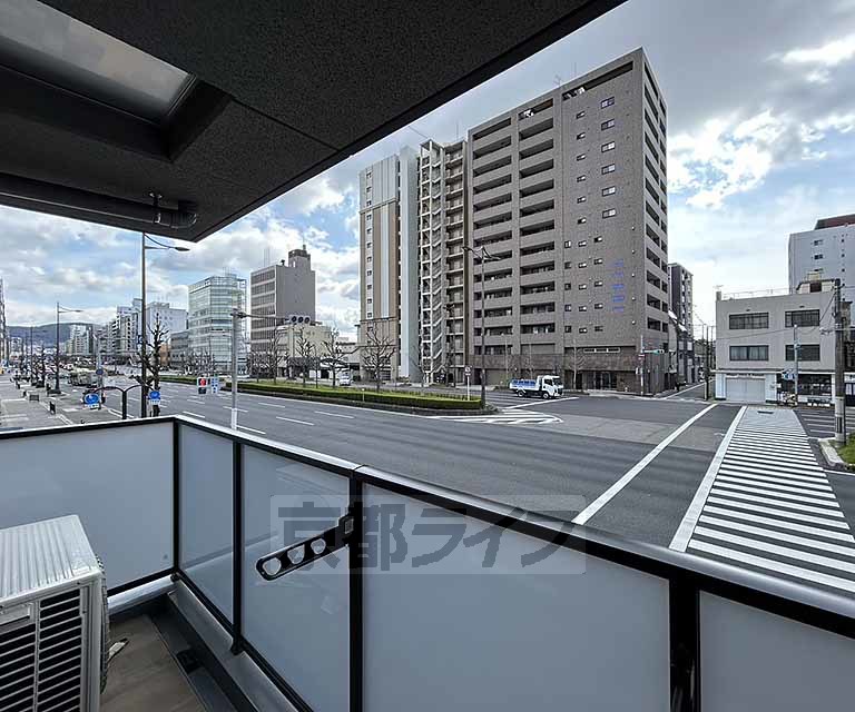 バルコニー　・２ＬＤＫのお部屋の写真を流用しております。