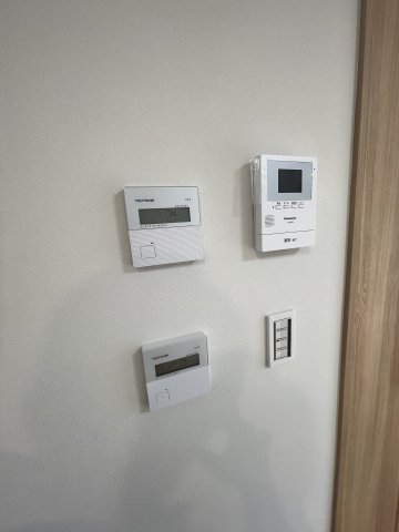 セキュリティ　ＴＶモニターホンと床下暖房設備です。