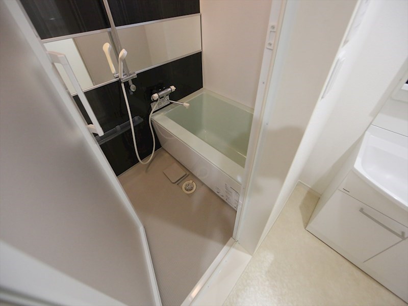 バス・シャワールーム　バスルーム　浴室暖房乾燥機付き