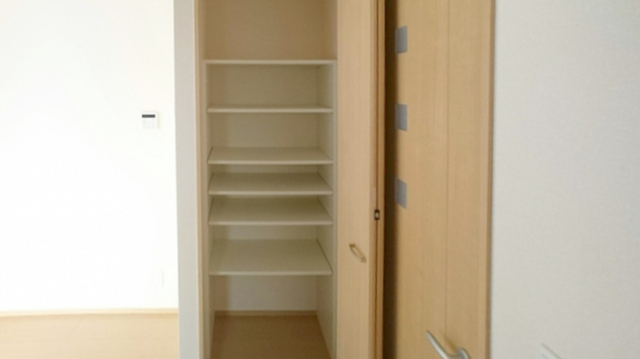 収納　Ａ　キッチン脇収納