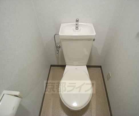 トイレ　リラックスできそうですね。