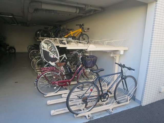 駐車場　駐輪場