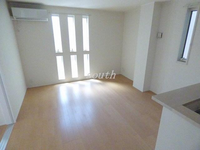 居室・リビング　洗練された清潔感漂う清楚な仕上がり♪