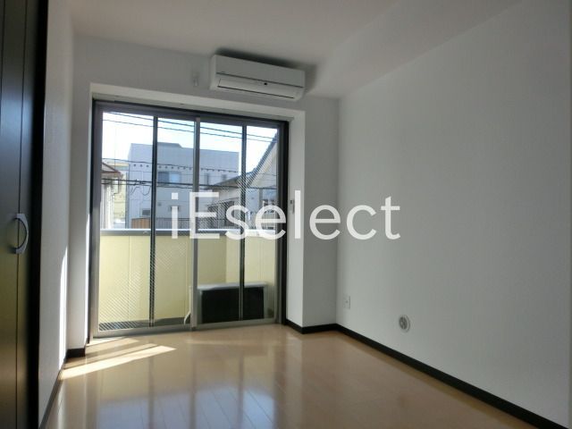 居室・リビング　寝室スペース