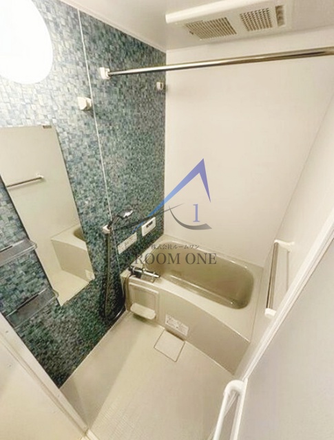 バス・シャワールーム　お風呂です。