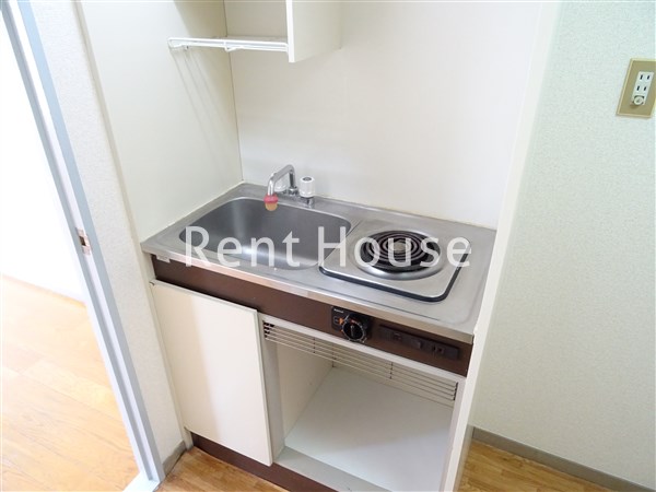 キッチン　別号室の参考写真となります