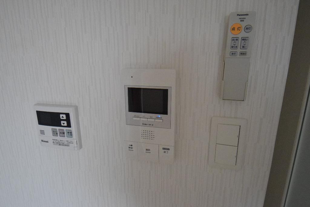 セキュリティ　カメラ付インターホン