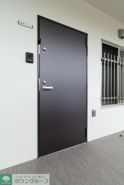 玄関　※写真は同タイプ住戸です。