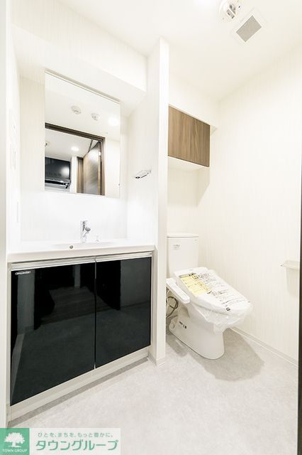 トイレ　※写真は同タイプ住戸です。