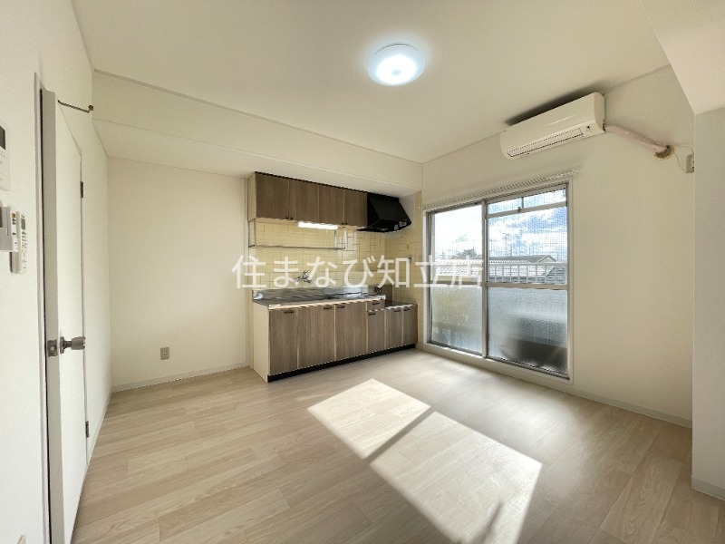 居室・リビング　別部屋写真